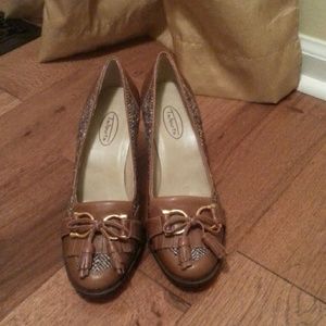 Talbots pumps