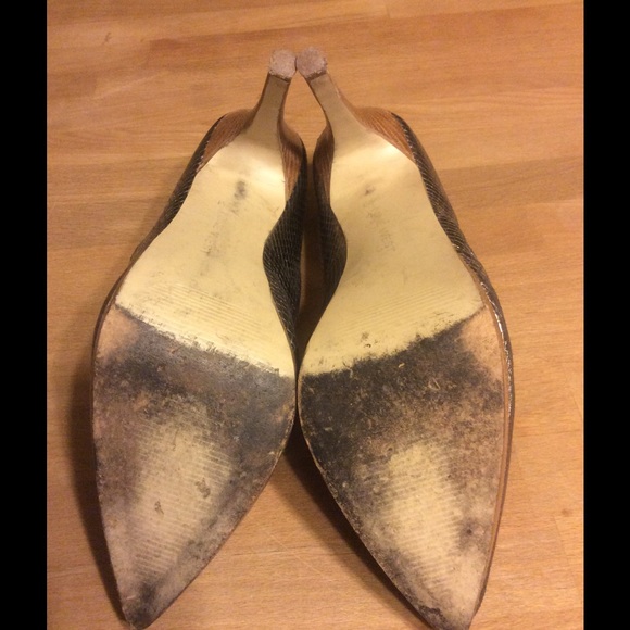 Nine West Silver Snakeskin Heels - Picture 4 of 4