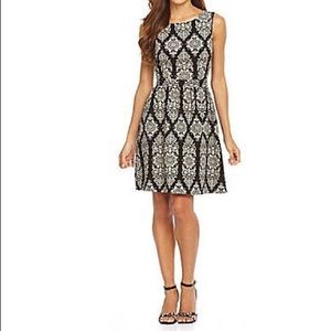 Gibson Latimer black & white dress. Size medium.