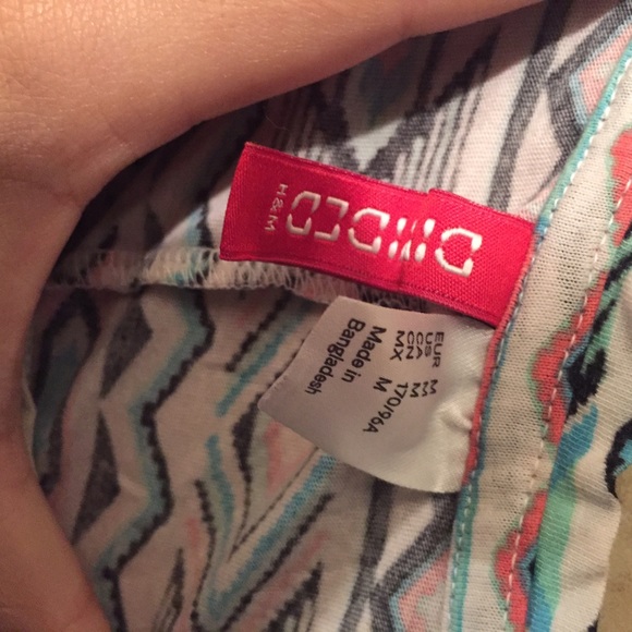 Patterned crop top - Picture 3 of 3