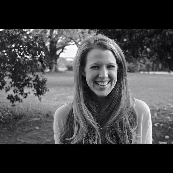 Meet your Posher, Brittney - Picture 1 of 1