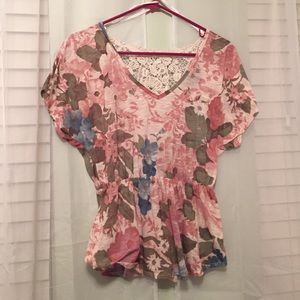 Floral top