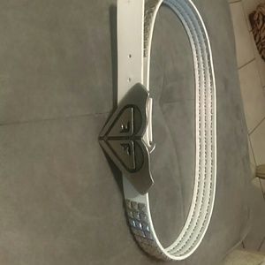 Tilt spiked belt with Roxy belt buckle