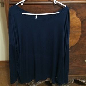 Navy Piko-style top Size Medium