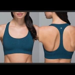 NWOT ebb and flow reversible bra size 6