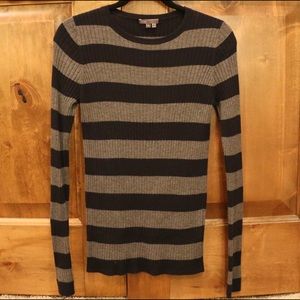 Vince. Sweater