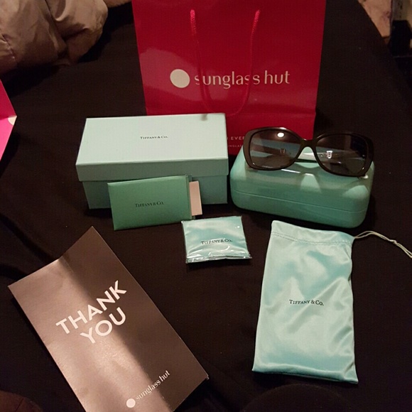 Authentic Tiffany & Co. Polarized Sunglasses main image 4