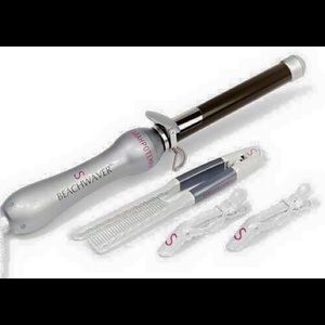 NEW Beachwaver Curling Iron