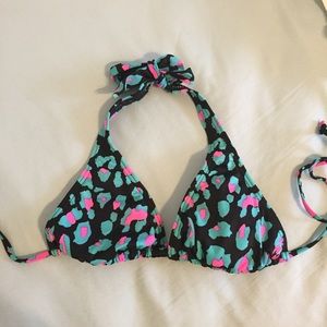 Billabong bikini top