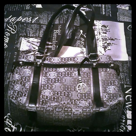Giani Bernini Handbags - Giani Bernini Purse!