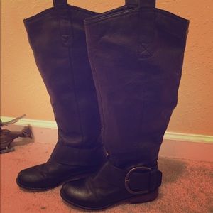 Steve Madden Boots
