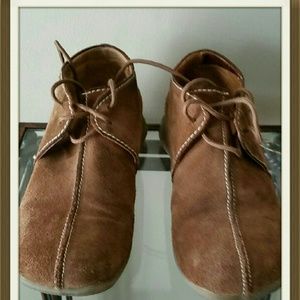 Yellow Box - Vintage Desert boots