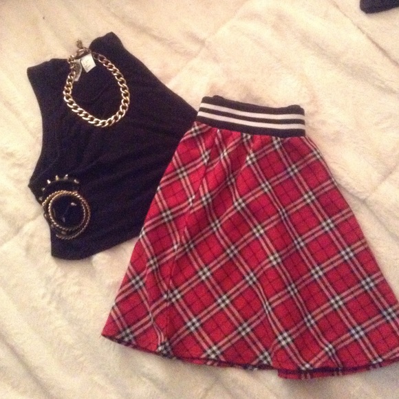 Sporty plaid skater skirt