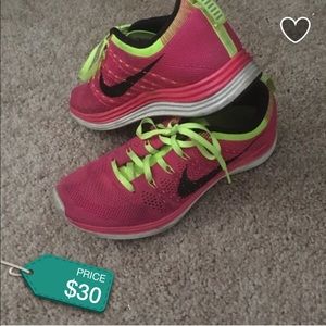 Nike Flyknit Sneakers