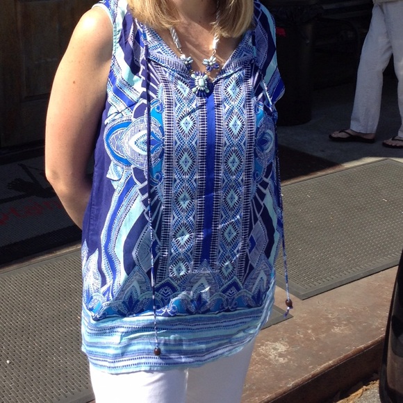 Multi blue top