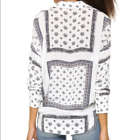 💙SOLD💙FREE PEOPLE Little Secrets Button Down - Picture 3 of 4