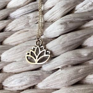 Sale Jewelry Silver Lotus Flower Charm Necklace