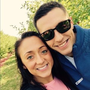 Meet your Posher, Kendra