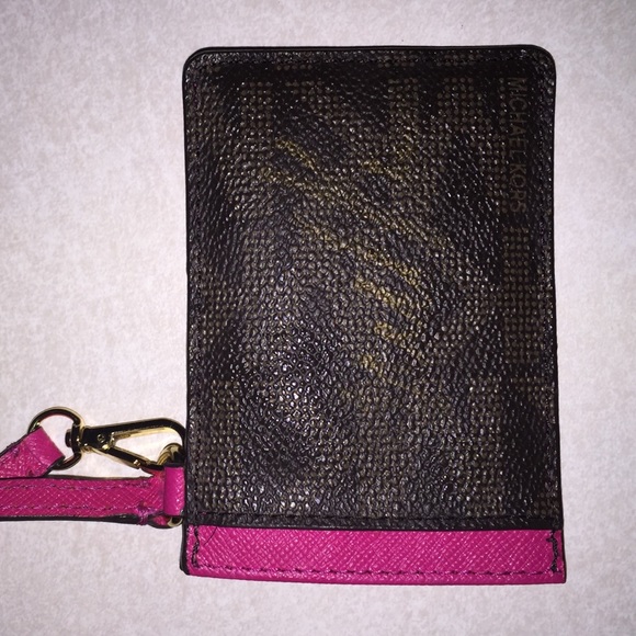 MichealKors Autographed Signature Metro CardHolder