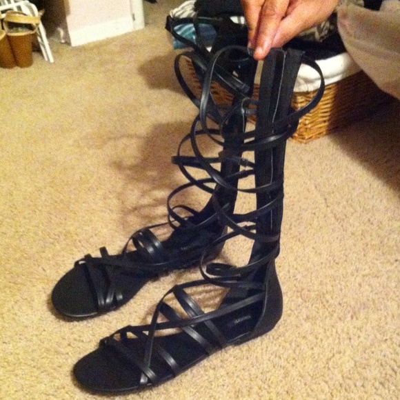 Forever 21 gladiator sandals 9, nwt