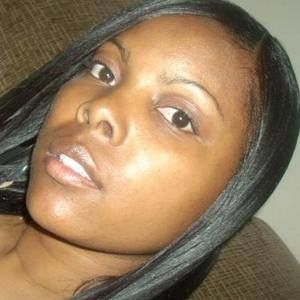 Meet your Posher, Lola