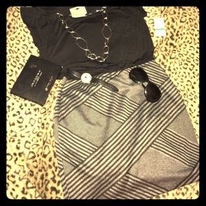 NWT T-SHIRT DRESS BLK/GREY