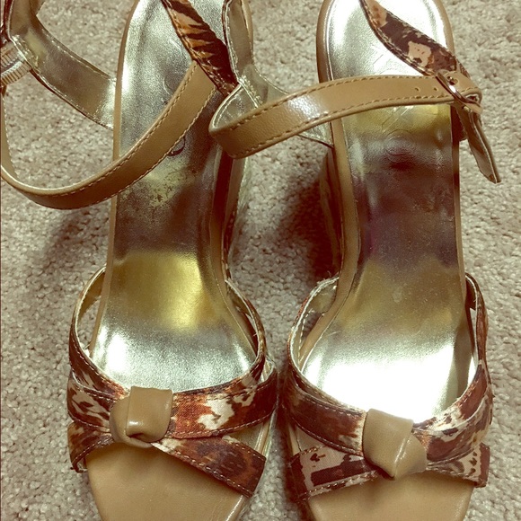 Xoxo platform shoes