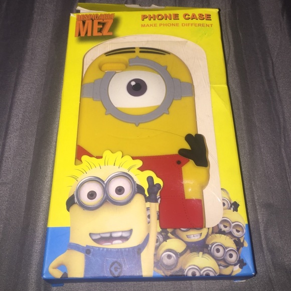 New iPhone 5 Despicable Me phone case - Picture 1 of 4