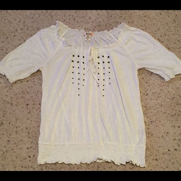 Off White Shirt