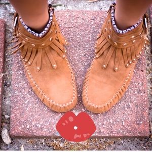 Tan/brown fringe booties