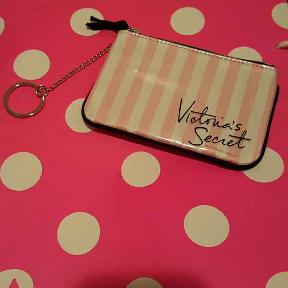 WRISTLET