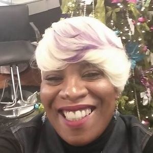 Meet your Posher, Robin