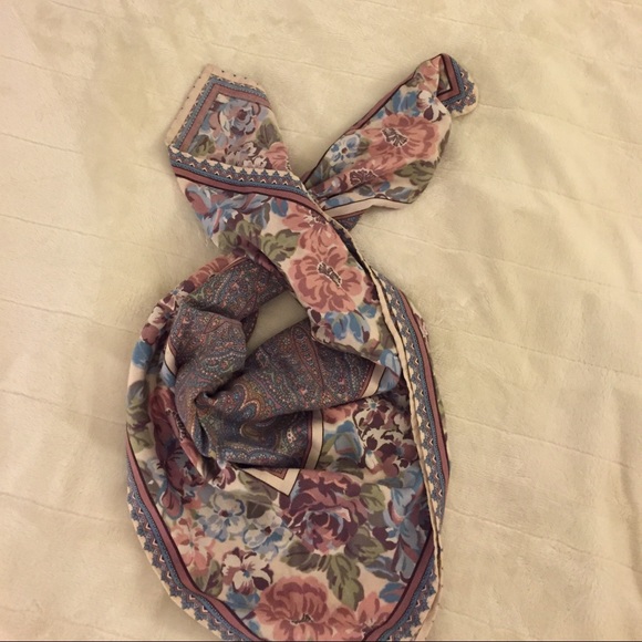 Vintage Floral Scarf