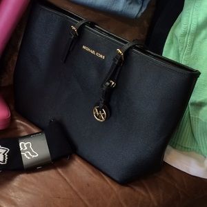 FOR TRADE Black medium Michael Kors purse