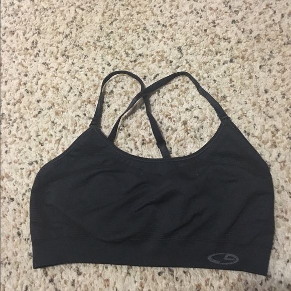 Black sports bra