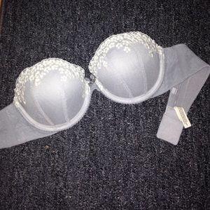 Very pretty multi way push-up bra