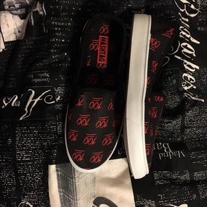 Size 10 💯 emoji shoes