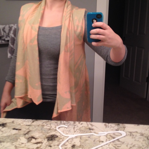 Cover - Picture 3 of 4