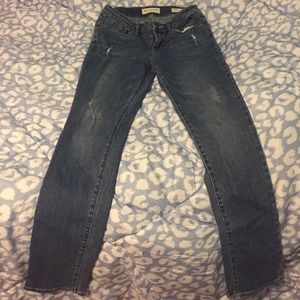 Bullhead denim company low rise skinny jeans