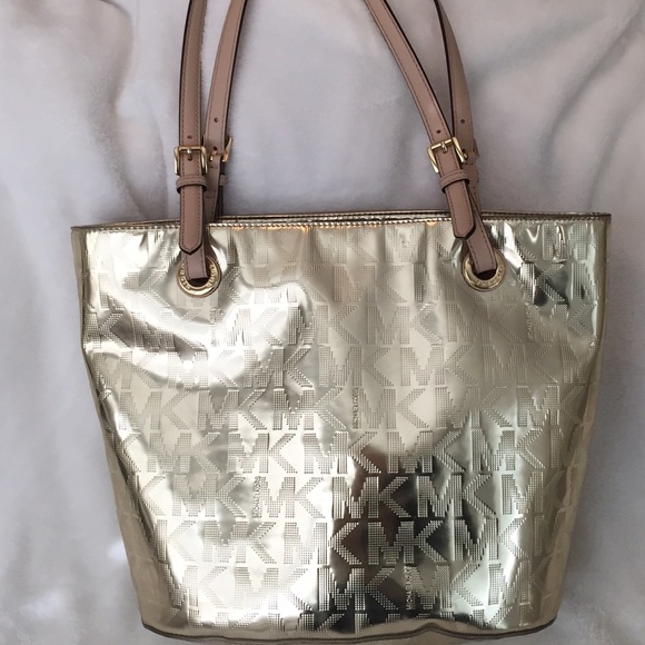 Michael Kors gold purse