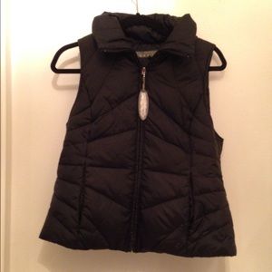 Kenneth Cole Reaction Black Vest- size M