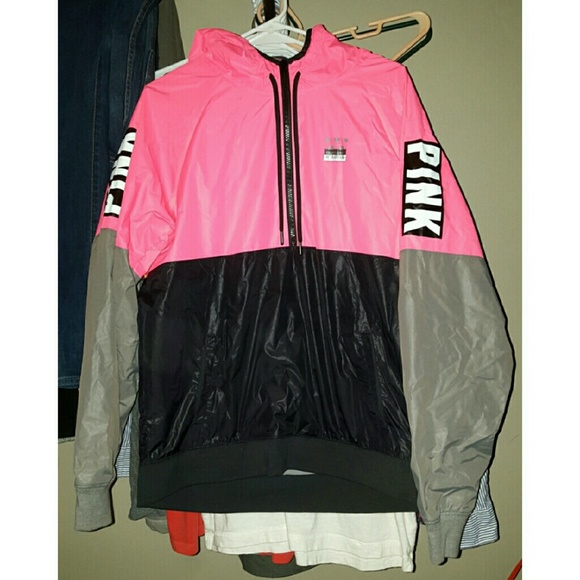 ❌TRADED ON MERC❌VS PINK ANORAK