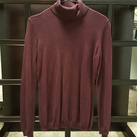 Dark maroon turtleneck