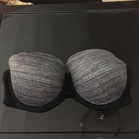Pink strap less where everywhere bra