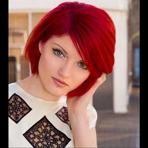 Meet your Posher, Courtney