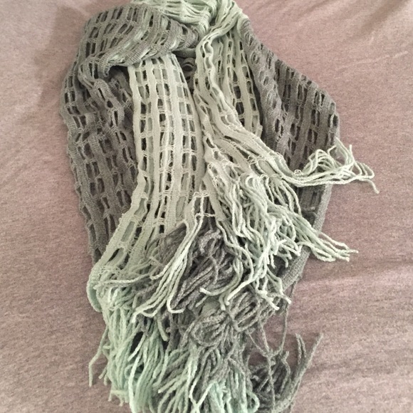 Super cute green fashion scarf - Picture 1 of 4
