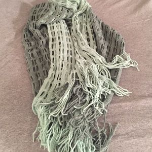 Super cute green fashion scarf