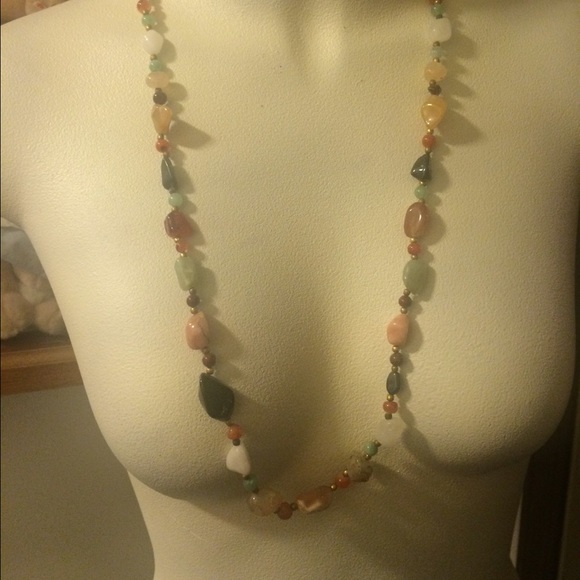 Gorgeous Necklace. Must Bundle