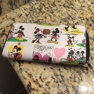 Disney Mickey and Minnie Zip Around Wallet