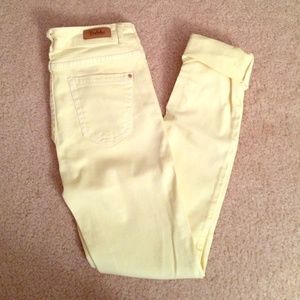 Zara yellow jeans, size 00